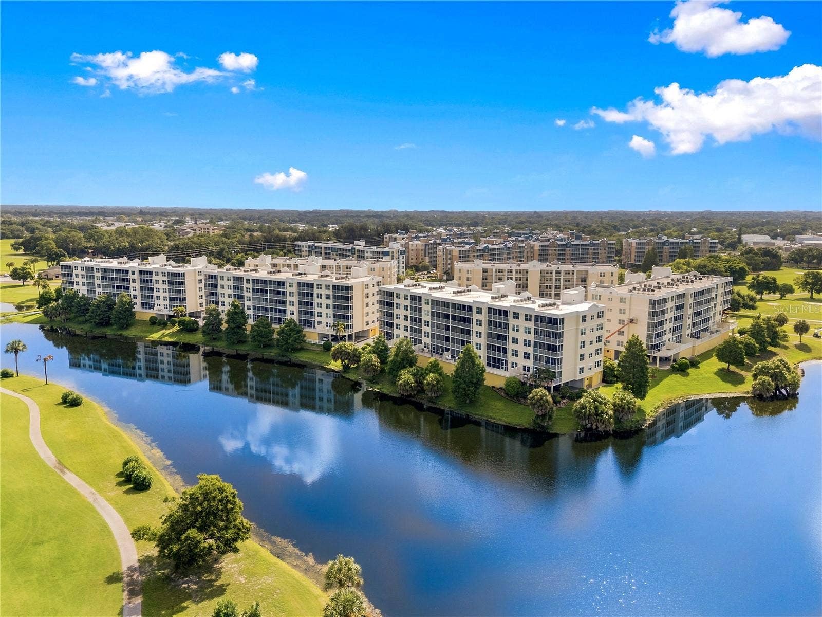 1200 COUNTRY CLUB DRIVE, #2205, Largo, FL 33771