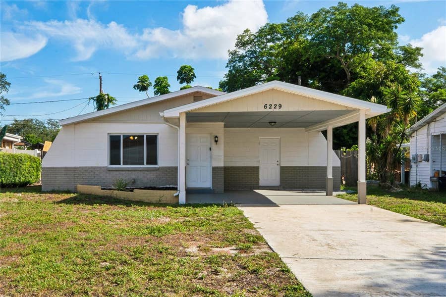 Property photo for 6229 50TH AVENUE N, St Petersburg, FL