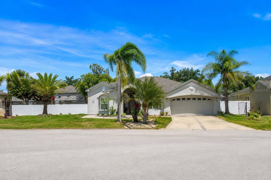Property photo for 4106 BALINGTON DRIVE, Valrico, FL