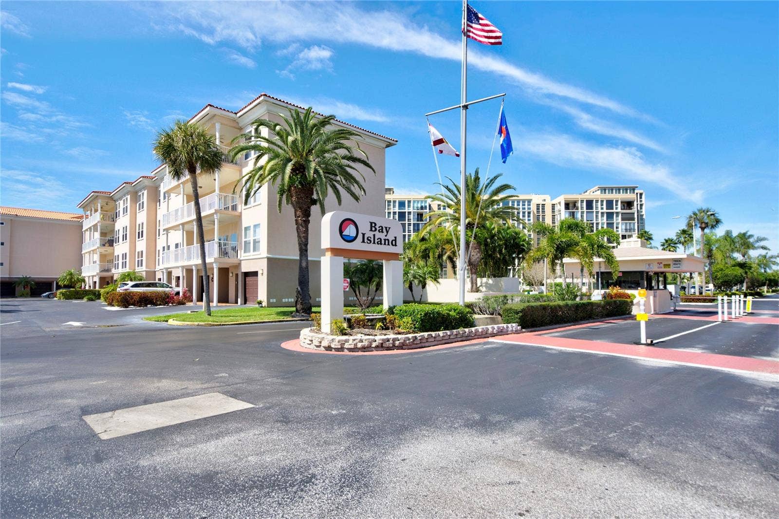 7600 SUN ISLAND DRIVE S, #804, South Pasadena, FL 33707 Entrance