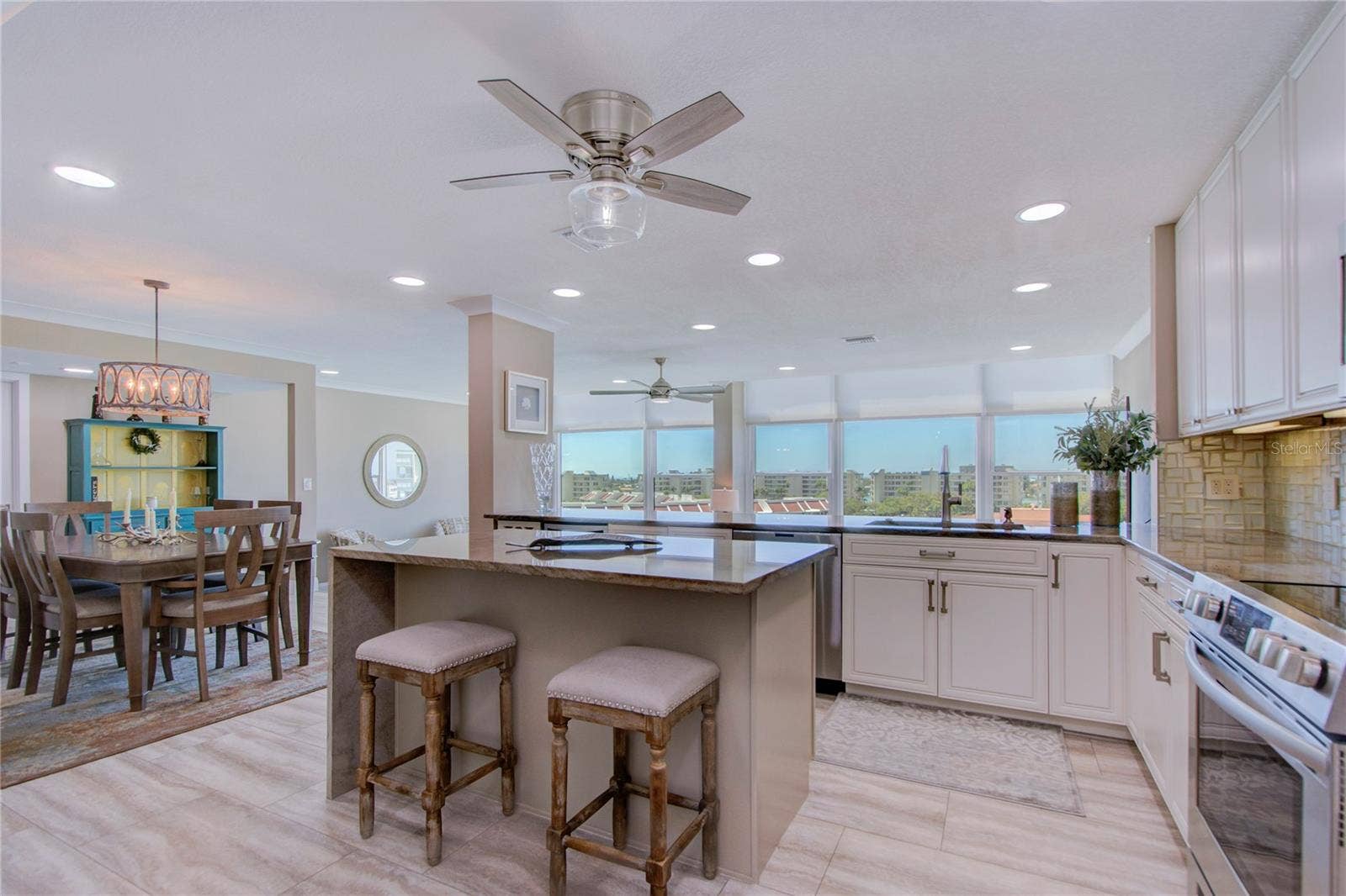 7600 SUN ISLAND DRIVE S, #804, South Pasadena, FL 33707 Kitchen