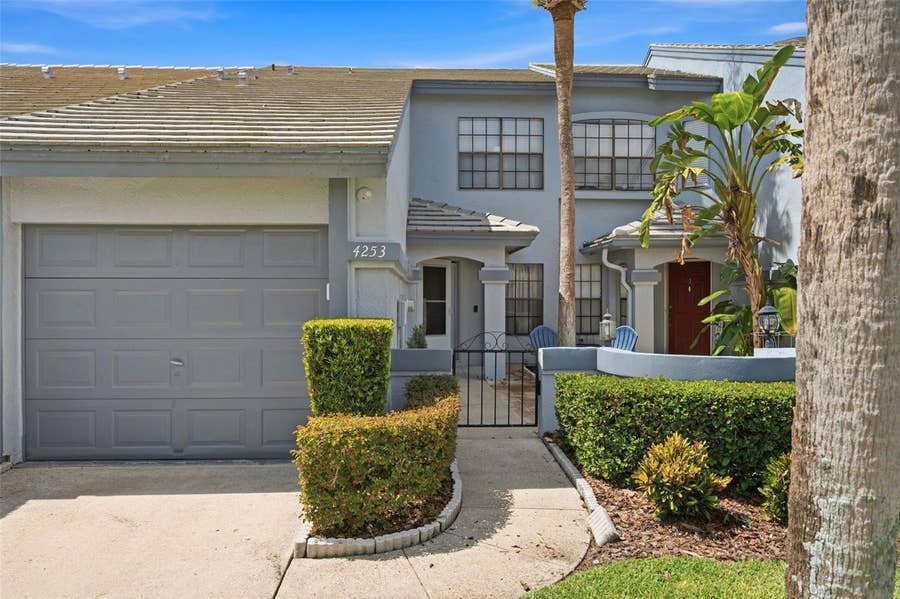 Property photo for 4253 BRENTWOOD PARK CIRCLE, Tampa, FL