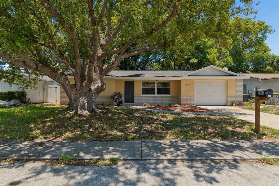 Property photo for 7105 OAKSHIRE DRIVE, Port Richey, FL