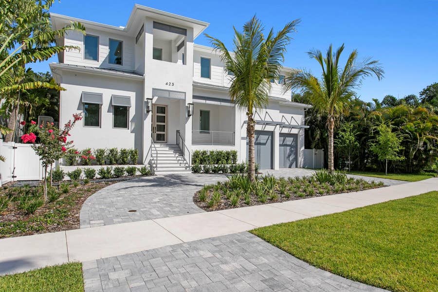 Property photo for 423 S ROYAL POINCIANA DRIVE, Tampa, FL