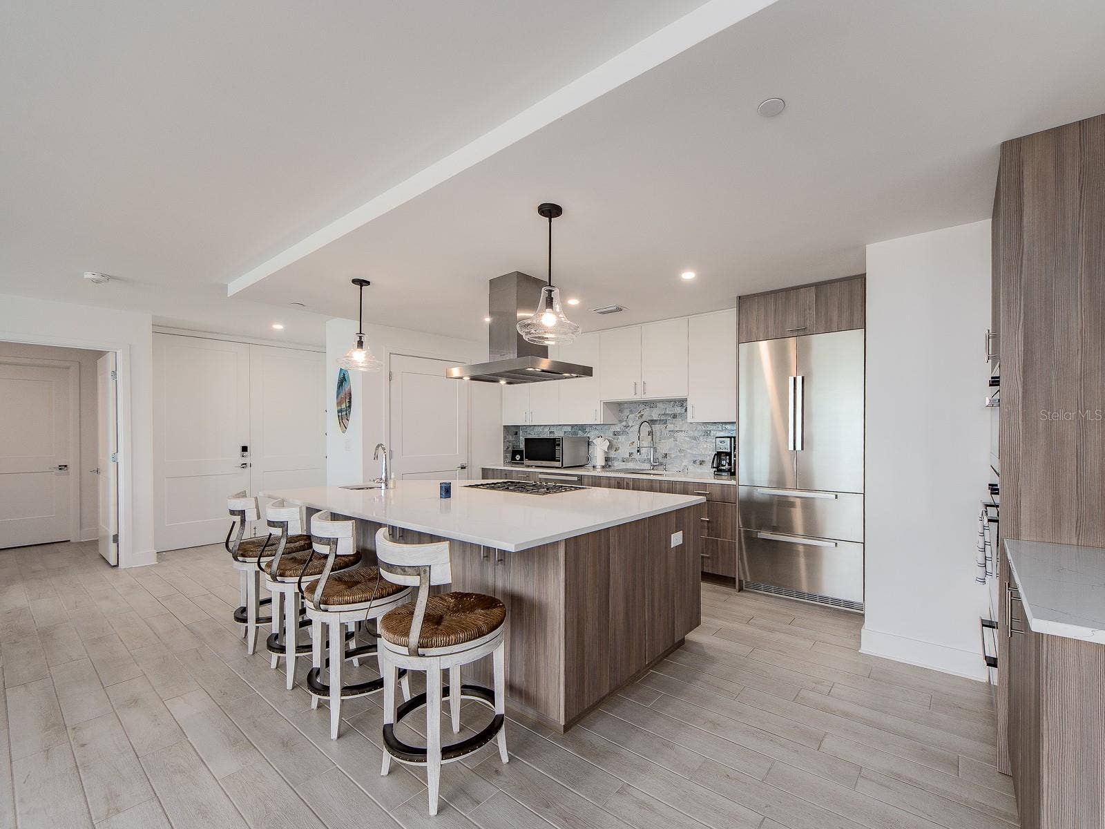 15 AVALON STREET, #701, Clearwater Beach, FL 33767 15 AVALON STREET, #701, Clearwater Beach, FL 33767