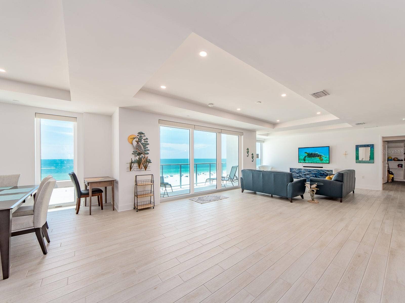 15 AVALON STREET, #701, Clearwater Beach, FL 33767 15 AVALON STREET, #701, Clearwater Beach, FL 33767