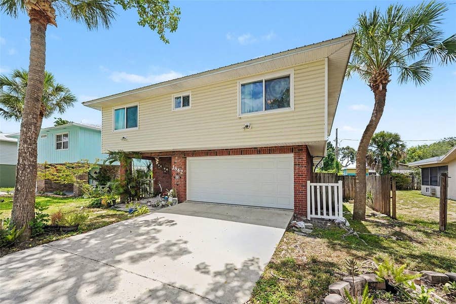 Property photo for 1842 MICHIGAN AVENUE NE, St Petersburg, FL