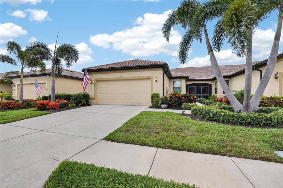 Property photo for 342 BLUEWATER FALLS COURT, Apollo Beach, FL
