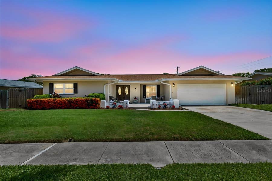 Property photo for 14006 STARBOARD DRIVE, Seminole, FL