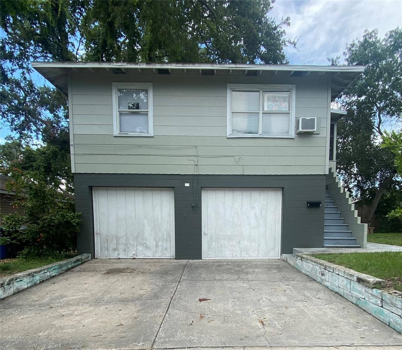 962 19 AVENUE S, #C, St Petersburg, FL 33705 962 19 AVENUE S, #C, St Petersburg, FL 33705