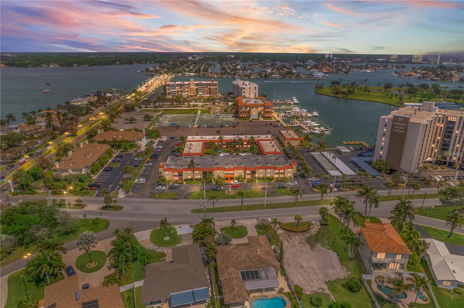 10365 PARADISE BOULEVARD, #16, Treasure Island, FL 33706 10365 PARADISE BOULEVARD, #16, Treasure Island, FL 33706