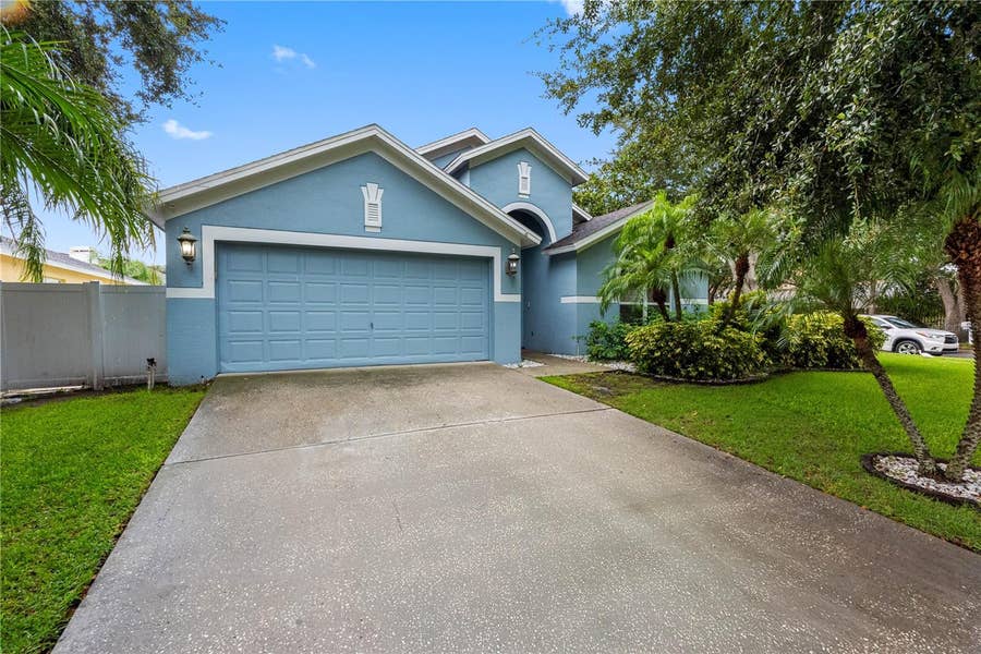 Property photo for 3306 PIN OAK LANE, Tampa, FL