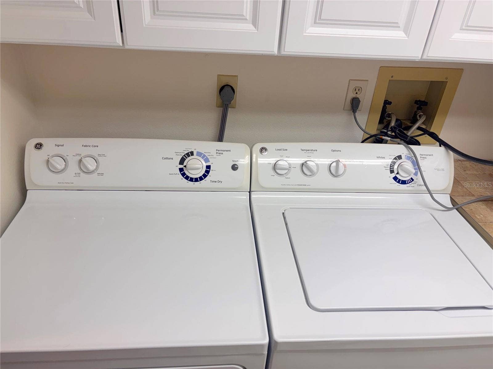 4460 FAIRWAYS BOULEVARD, #407, Bradenton, FL 34209 GE Washer & Dryer