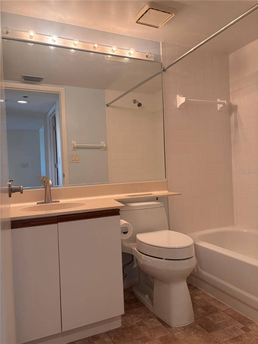 4460 FAIRWAYS BOULEVARD, #407, Bradenton, FL 34209 2nd Bath