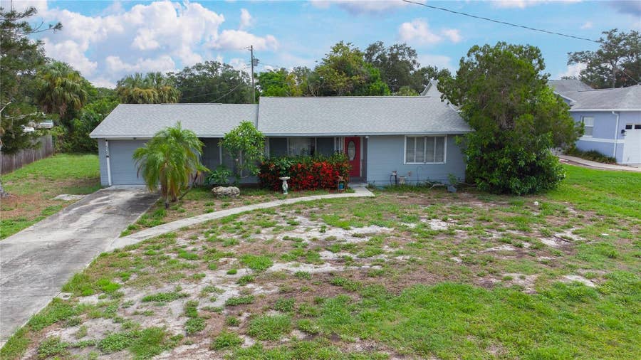Property photo for 525 HAMPTON AVENUE NE, St Petersburg, FL