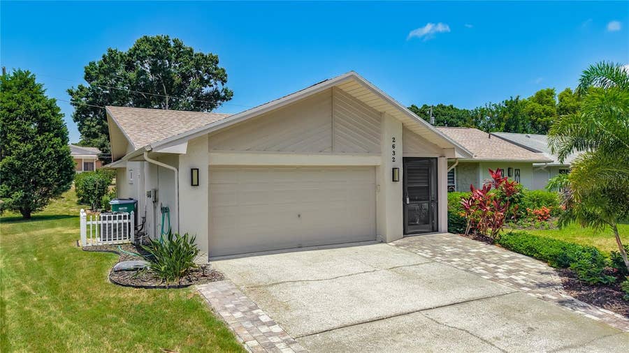 Property photo for 2632 CAMILLE DRIVE, Palm Harbor, FL