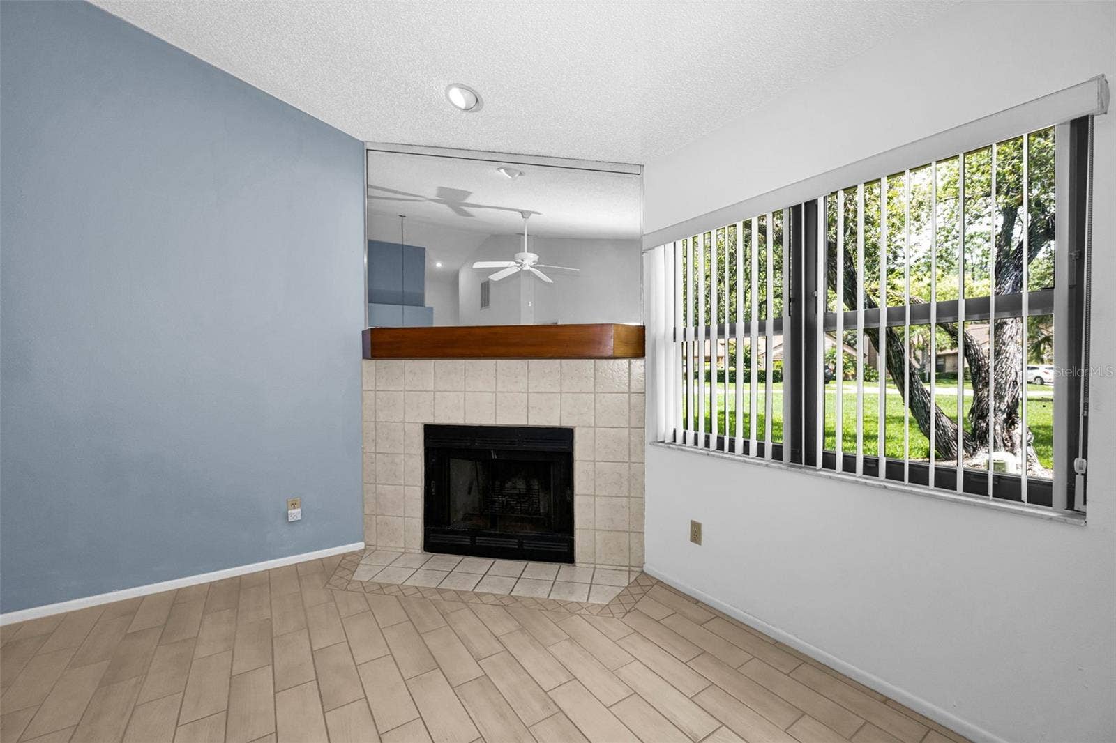 3477 HILLMOOR DRIVE, Palm Harbor, FL 34685 3477 HILLMOOR DRIVE, Palm Harbor, FL 34685