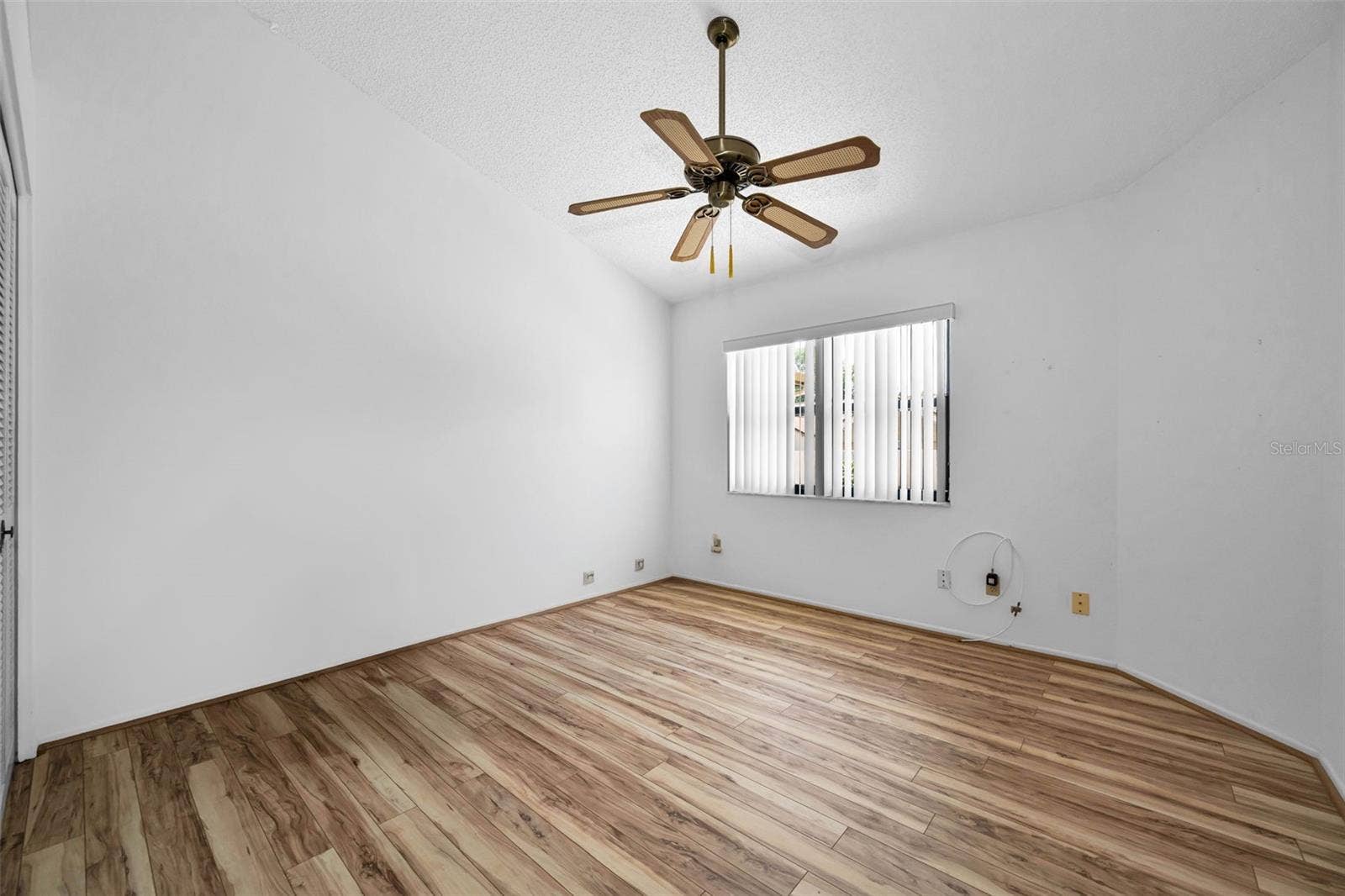 3477 HILLMOOR DRIVE, Palm Harbor, FL 34685 3477 HILLMOOR DRIVE, Palm Harbor, FL 34685