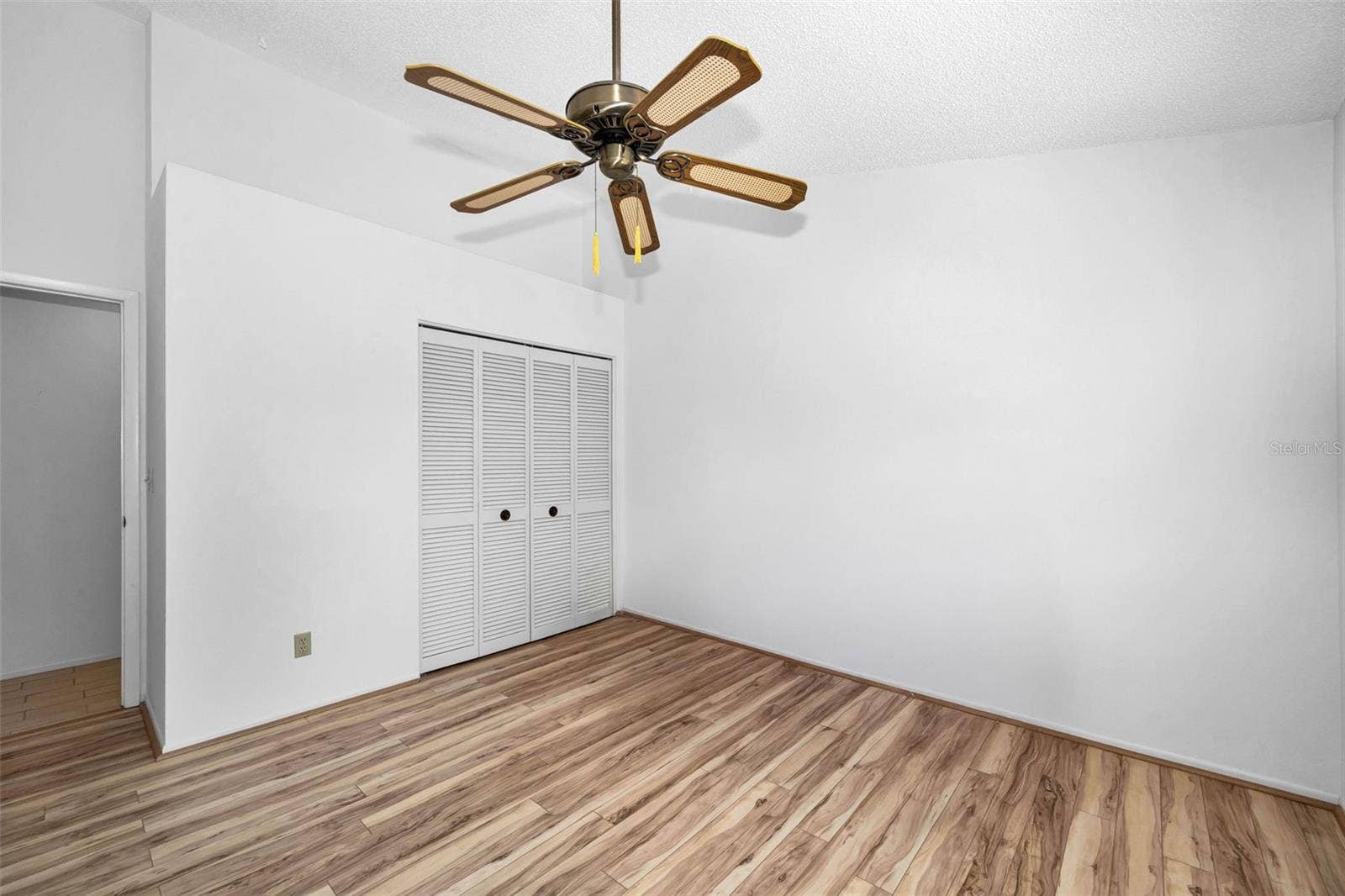 3477 HILLMOOR DRIVE, Palm Harbor, FL 34685 3477 HILLMOOR DRIVE, Palm Harbor, FL 34685