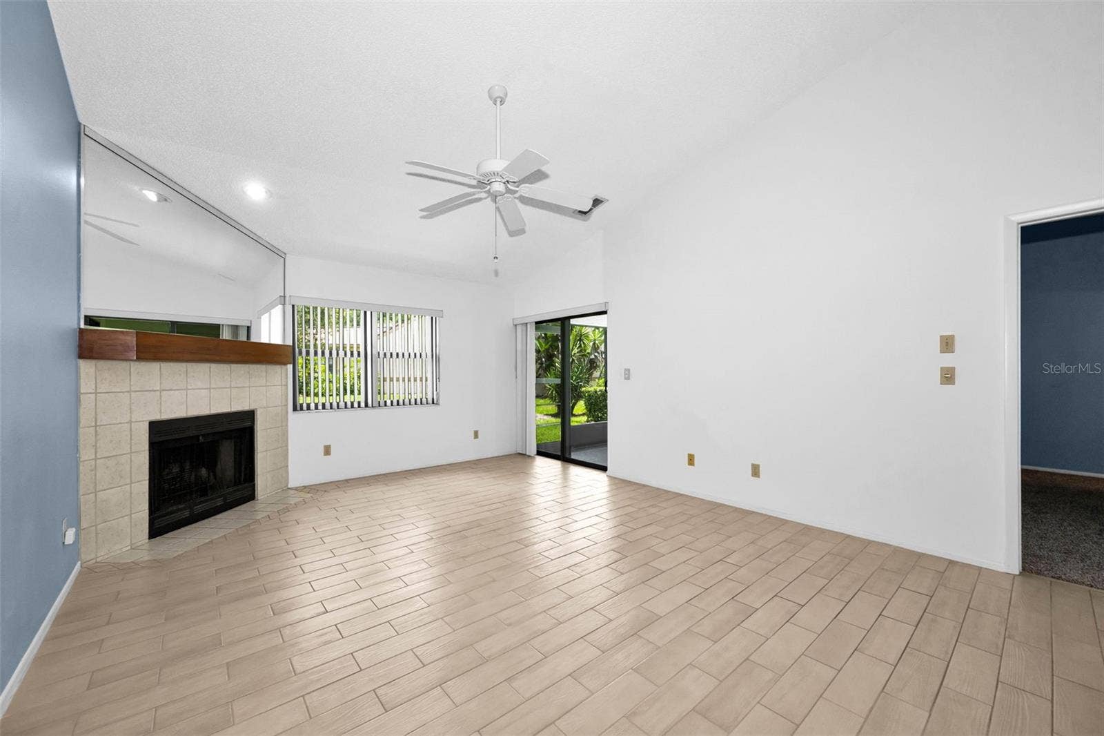 3477 HILLMOOR DRIVE, Palm Harbor, FL 34685 3477 HILLMOOR DRIVE, Palm Harbor, FL 34685