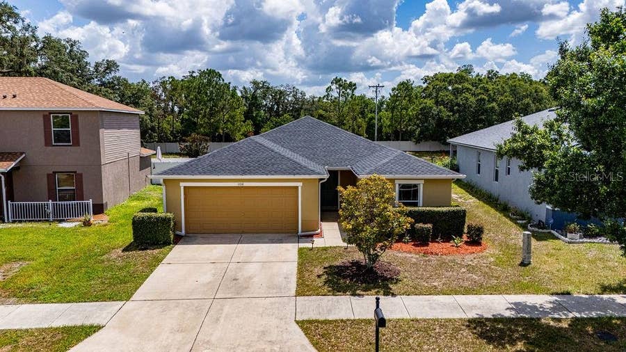 Property photo for 11018 RUNNING PINE DRIVE, Riverview, FL