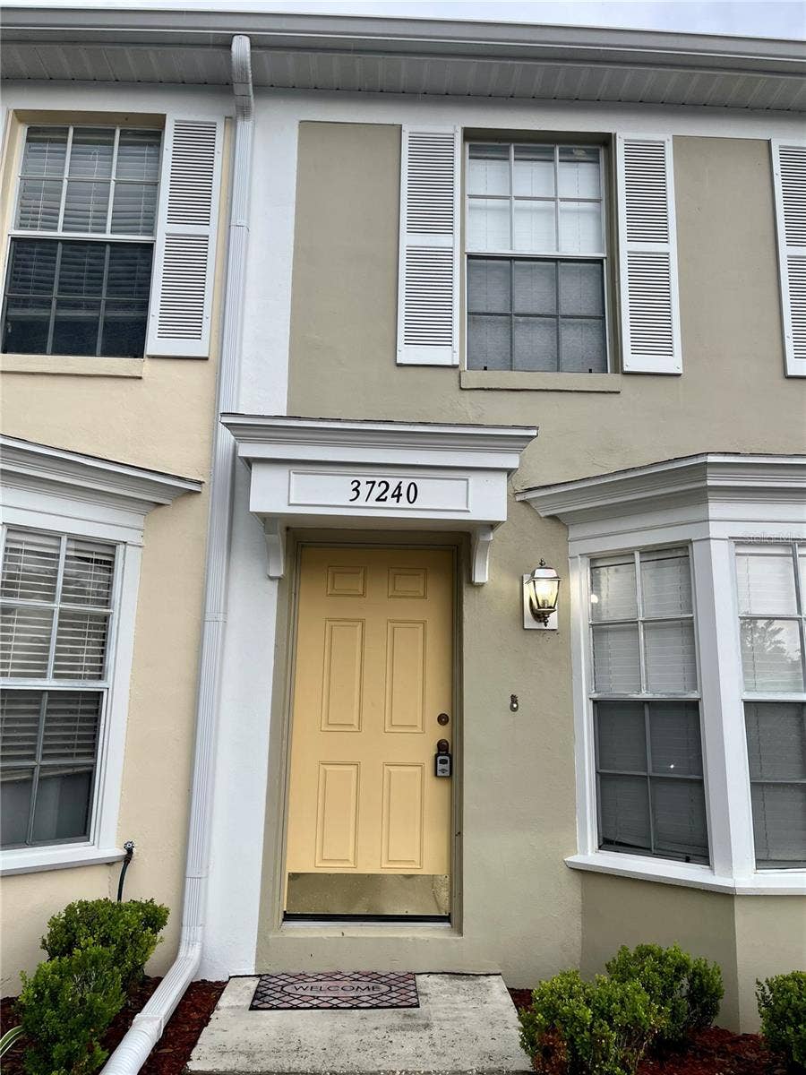Property photo for 37240 EMBASSY PARK LANE, Dade City, FL