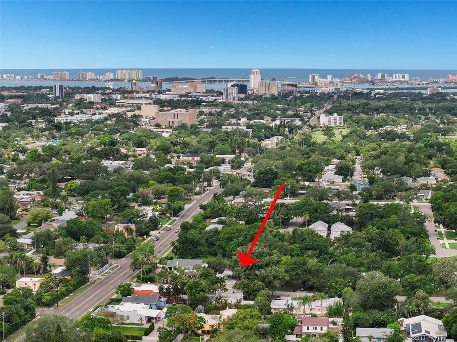 Property photo for 210 EDGEWOOD AVENUE, Clearwater, FL