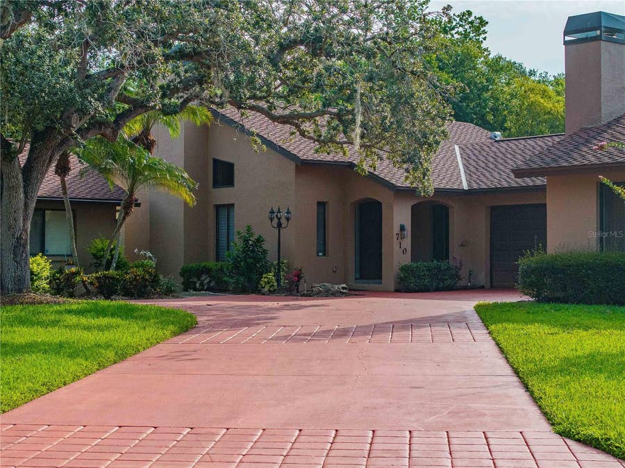 Property photo for 710 LOMA LINDA COURT, Brandon, FL