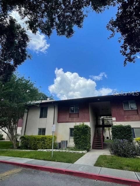 Property photo for 3850 N LAKE DRIVE, #140, Tampa, FL