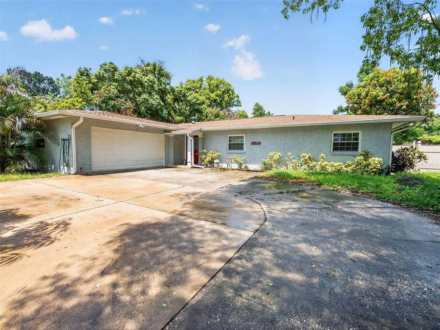 Property photo for 8516 TWIN LAKE BLVD, Tampa, FL