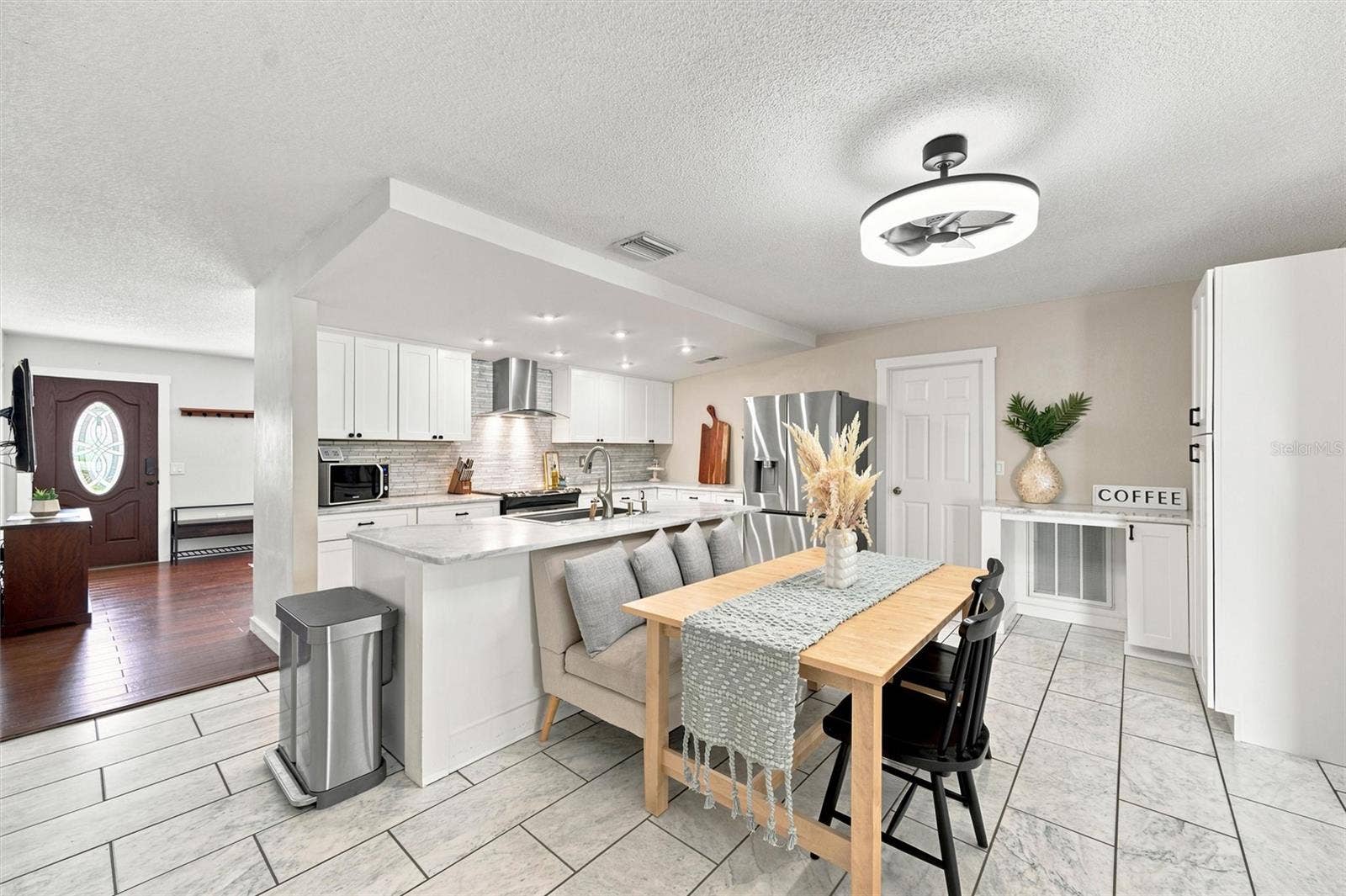 6230 CEDAR STREET NE, St Petersburg, FL 33702 6230 CEDAR STREET NE, St Petersburg, FL 33702