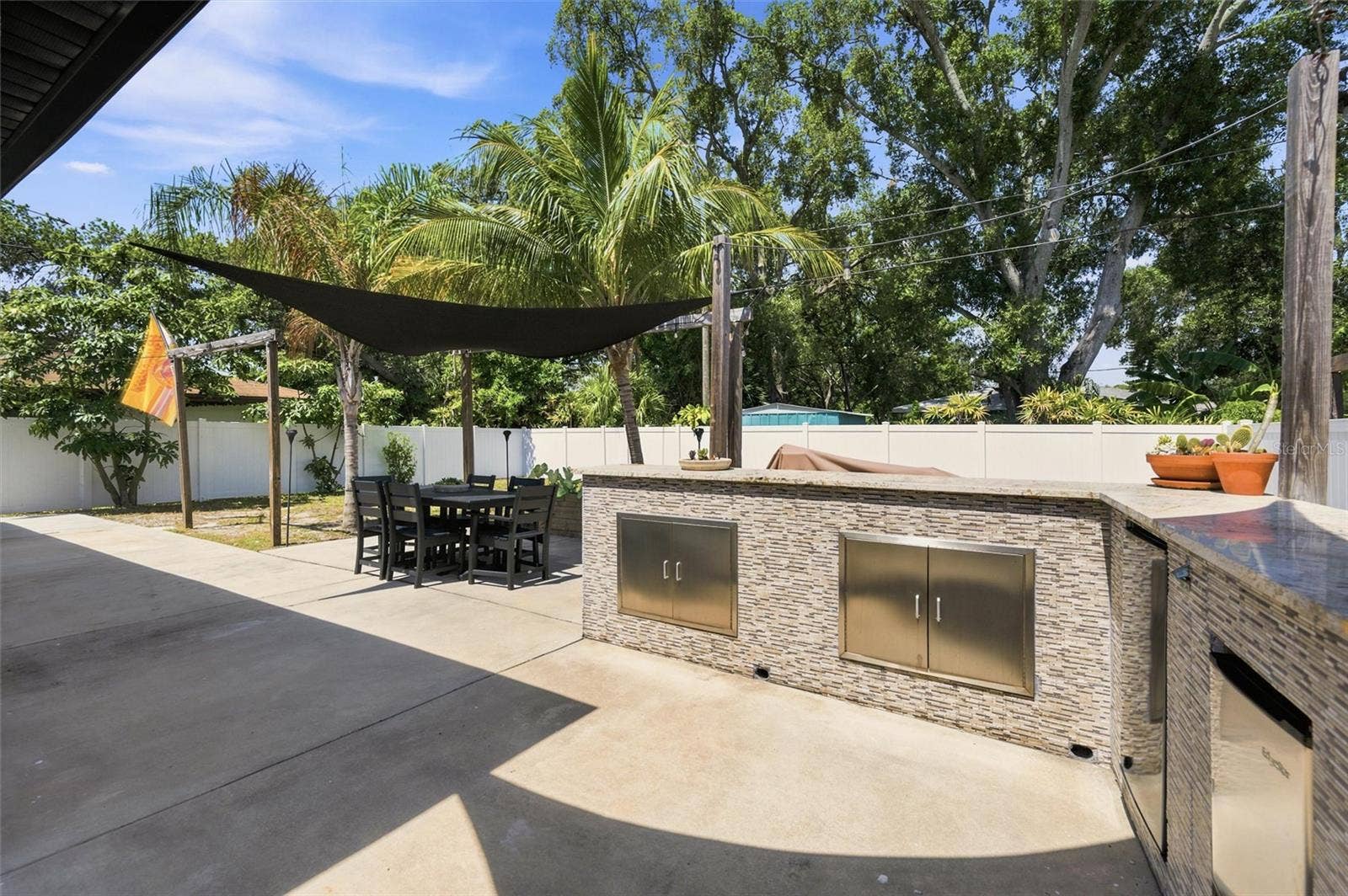 6230 CEDAR STREET NE, St Petersburg, FL 33702 6230 CEDAR STREET NE, St Petersburg, FL 33702
