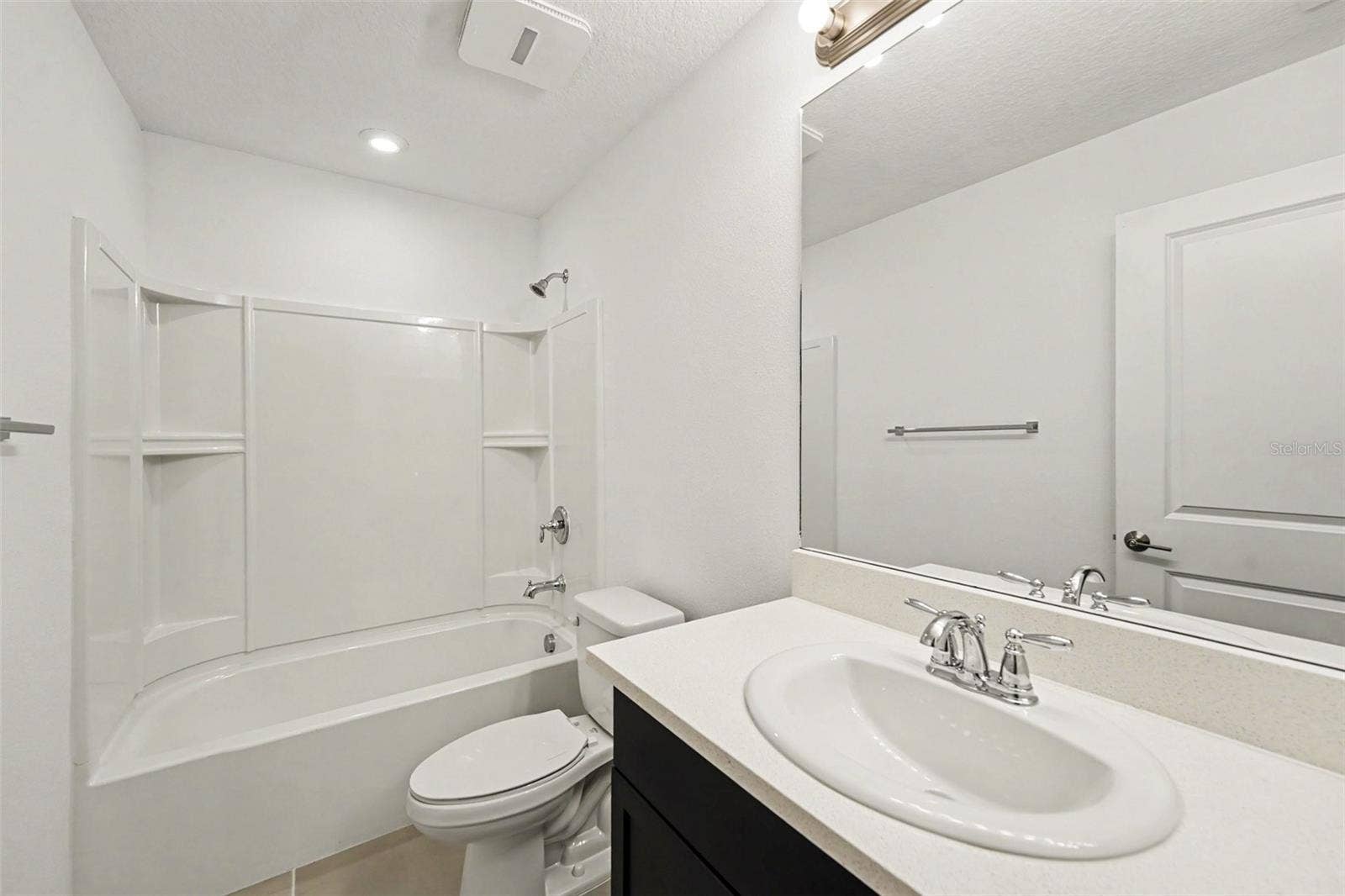10573 OAKSIDE DRIVE, Palmetto, FL 34221 10573 OAKSIDE DRIVE, Palmetto, FL 34221