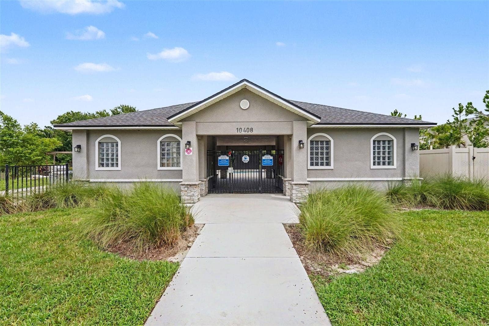 10573 OAKSIDE DRIVE, Palmetto, FL 34221 10573 OAKSIDE DRIVE, Palmetto, FL 34221