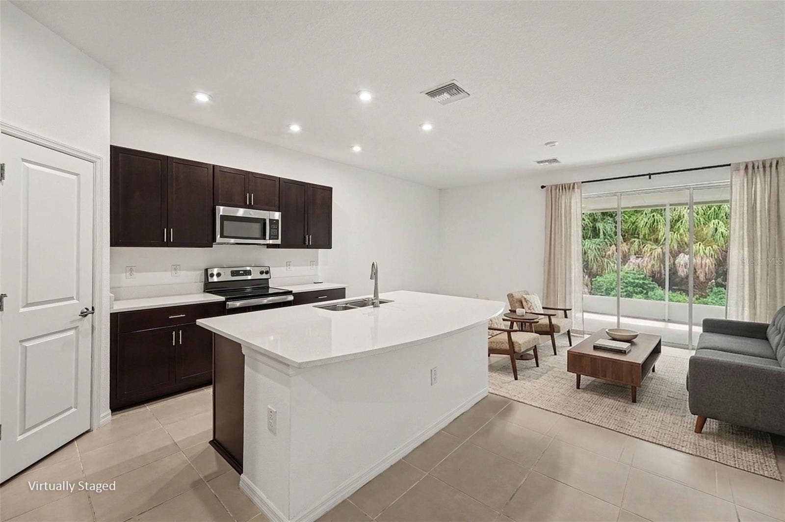 10573 OAKSIDE DRIVE, Palmetto, FL 34221 10573 OAKSIDE DRIVE, Palmetto, FL 34221
