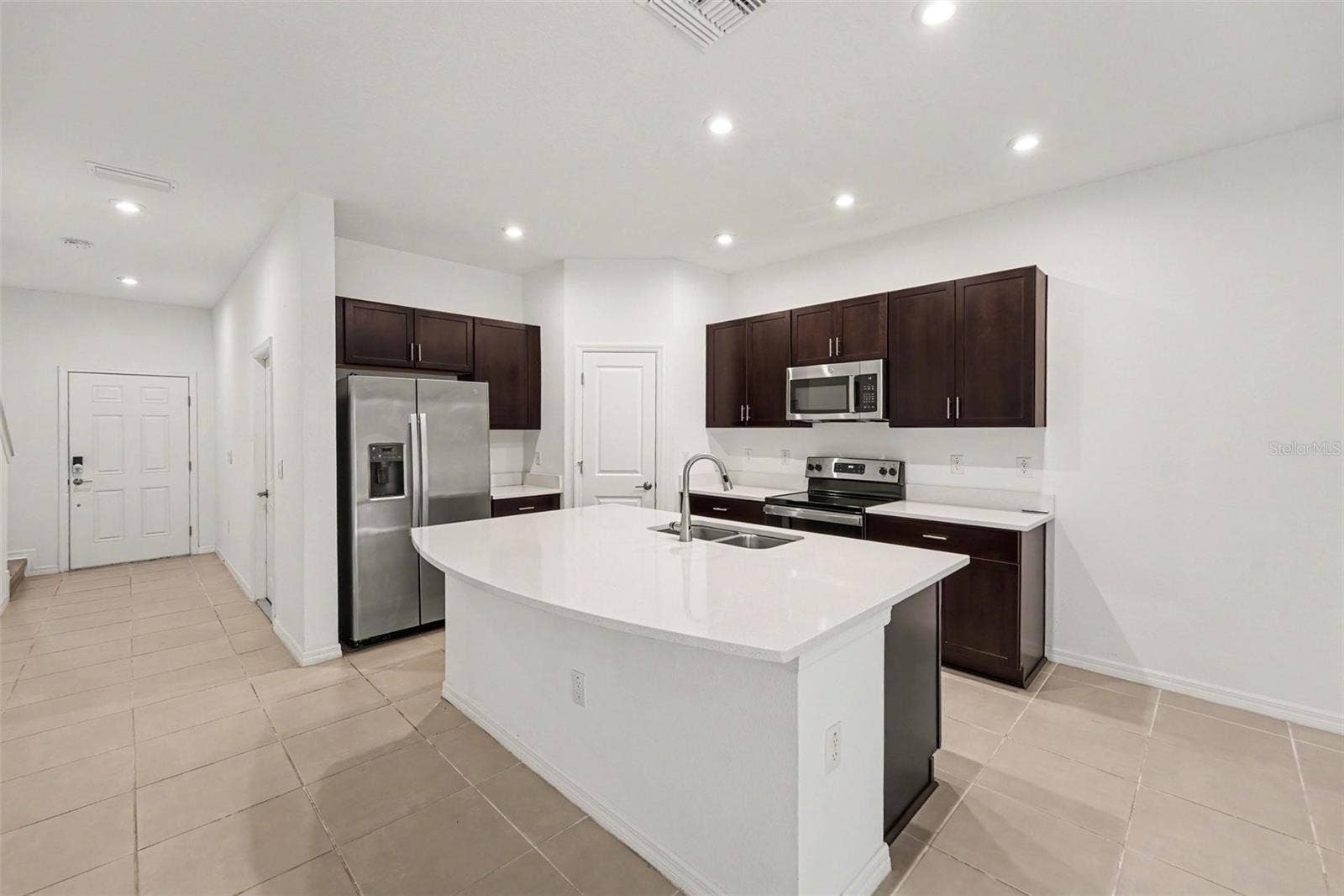 10573 OAKSIDE DRIVE, Palmetto, FL 34221 10573 OAKSIDE DRIVE, Palmetto, FL 34221