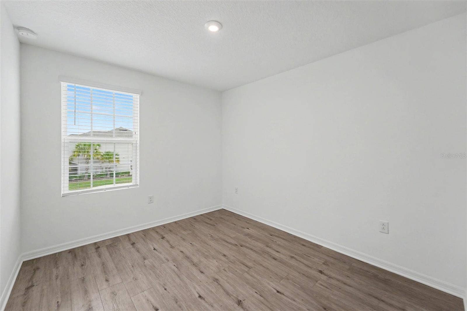 10573 OAKSIDE DRIVE, Palmetto, FL 34221 10573 OAKSIDE DRIVE, Palmetto, FL 34221