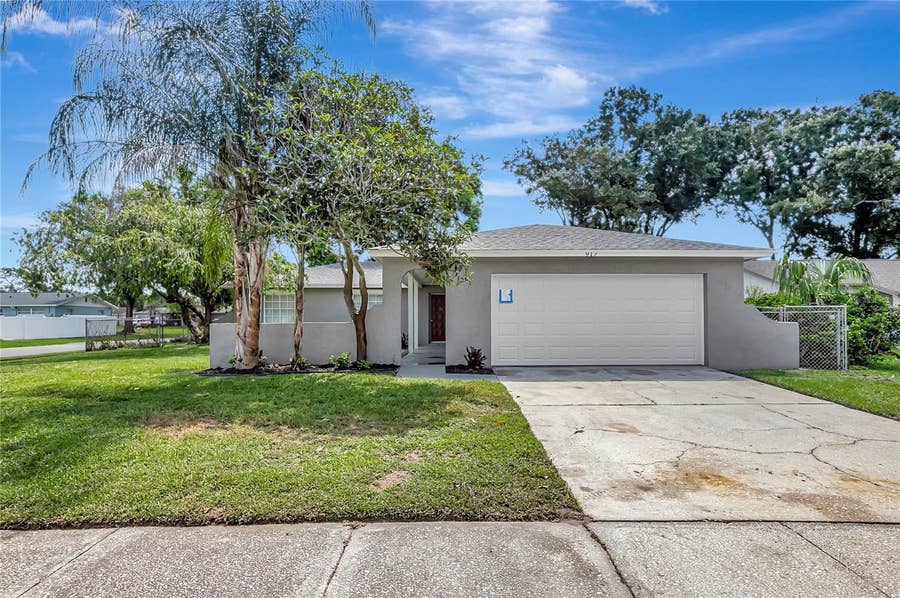 Property photo for 917 WINCHESTER COURT, Brandon, FL
