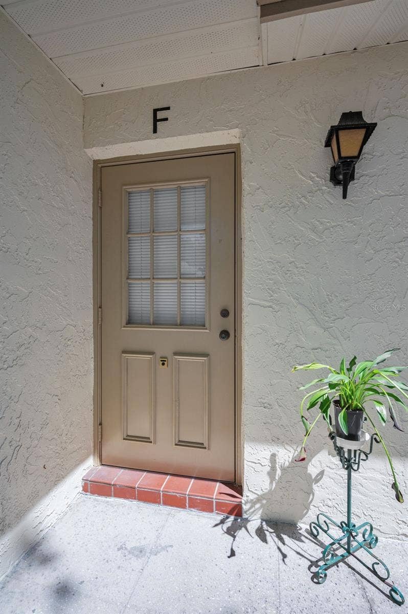 1333 SHADY PINE WAY, #F, Tarpon Springs, FL 34688 Entrance