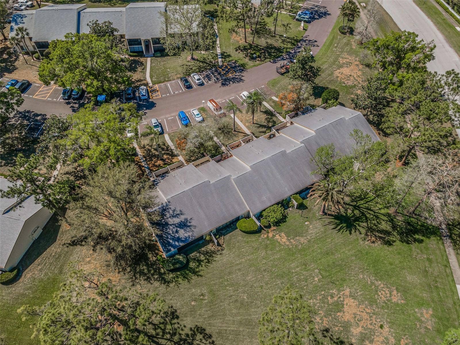 1333 SHADY PINE WAY, #F, Tarpon Springs, FL 34688 End Unit Villa