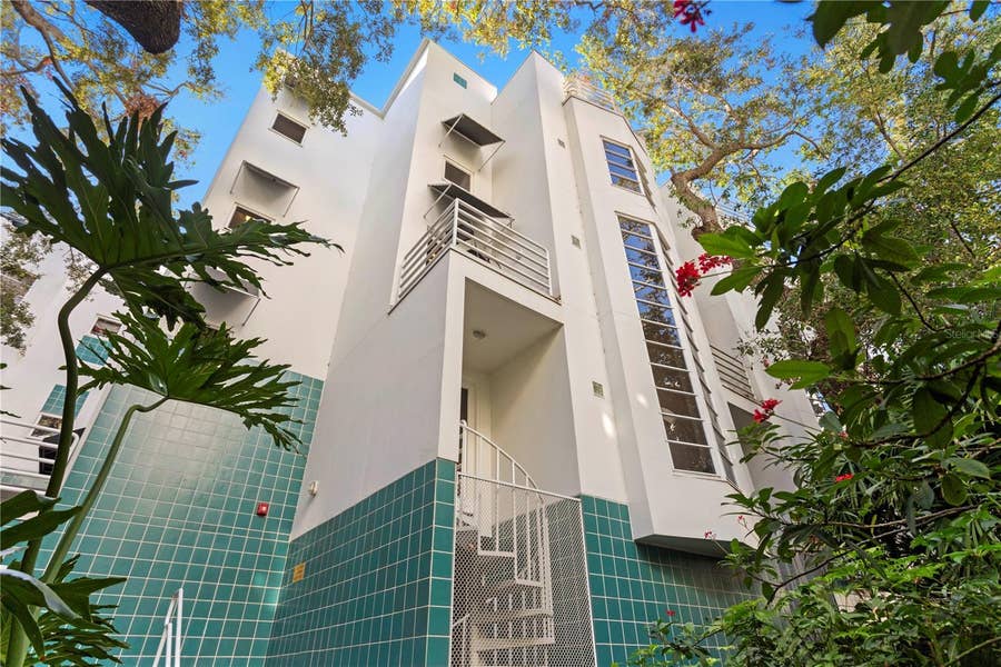 Property photo for 4950 BAYSHORE BOULEVARD, #13C, Tampa, FL
