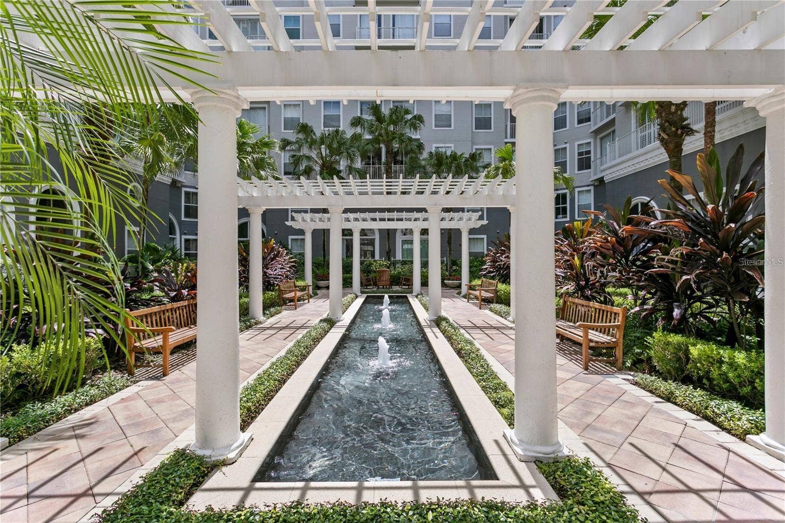 700 S HARBOUR ISLAND BOULEVARD, #137, Tampa, FL 33602 Courtyard Area