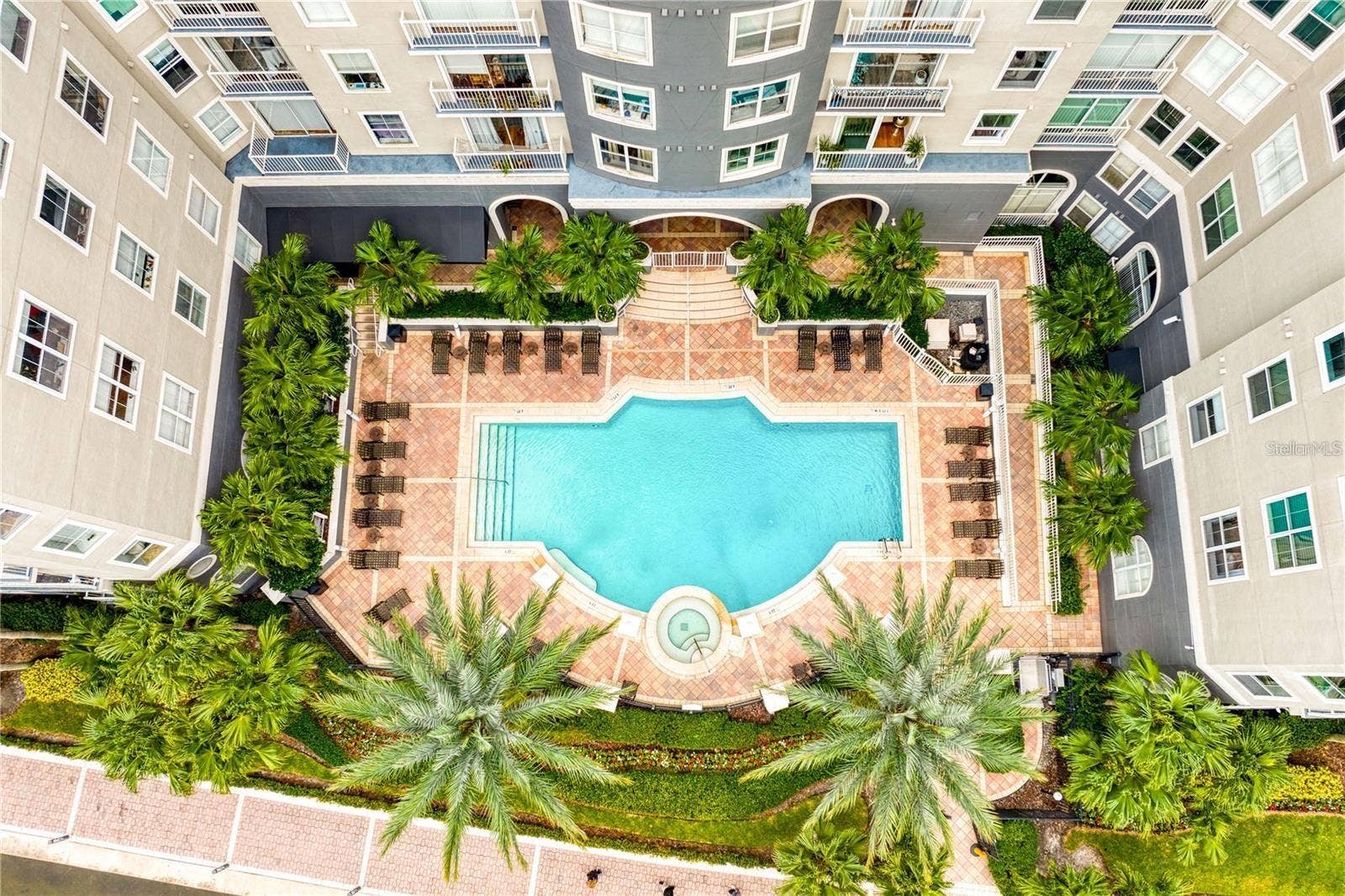 700 S HARBOUR ISLAND BOULEVARD, #137, Tampa, FL 33602 Ariel view of community pool
