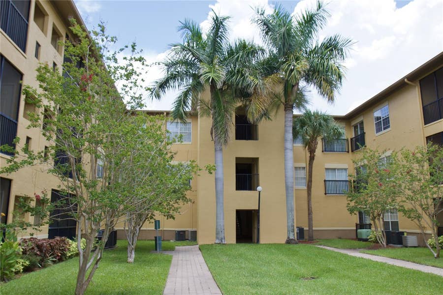 Property photo for 4323 BAYSIDE VILLAGE DRIVE, #306, Tampa, FL