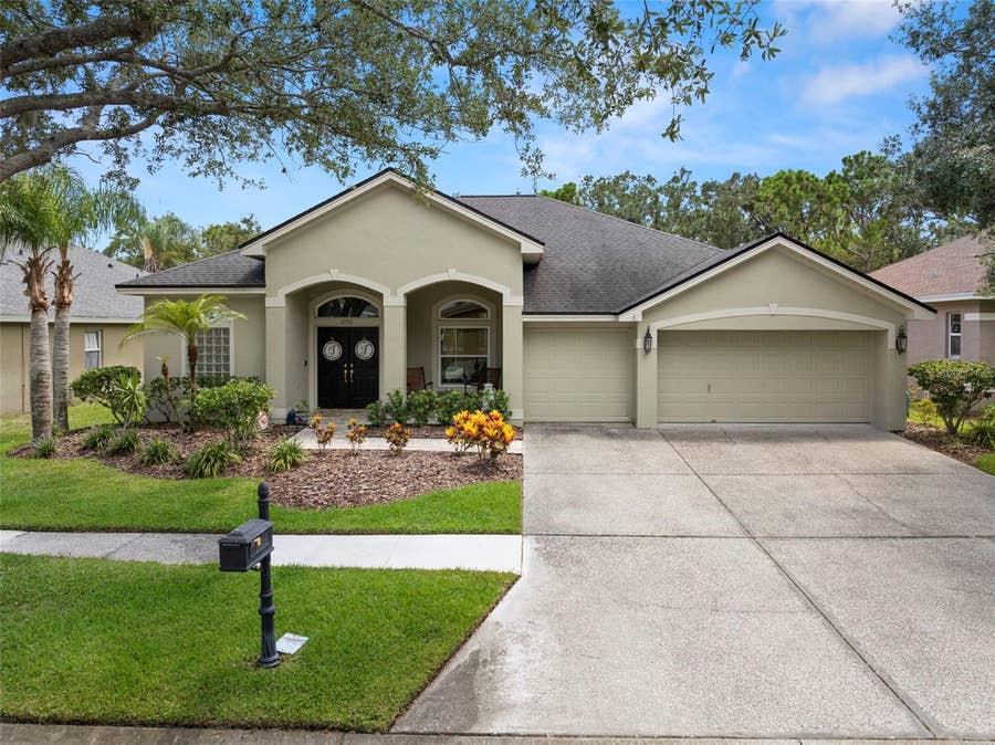Property photo for 10516 ROCHESTER WAY, Tampa, FL