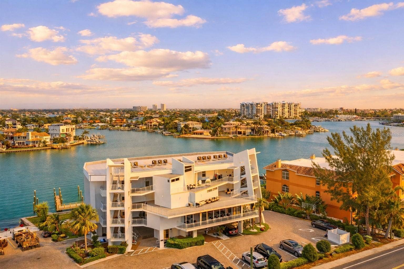 10091 GULF BOULEVARD, #202E, Treasure Island, FL 33706
