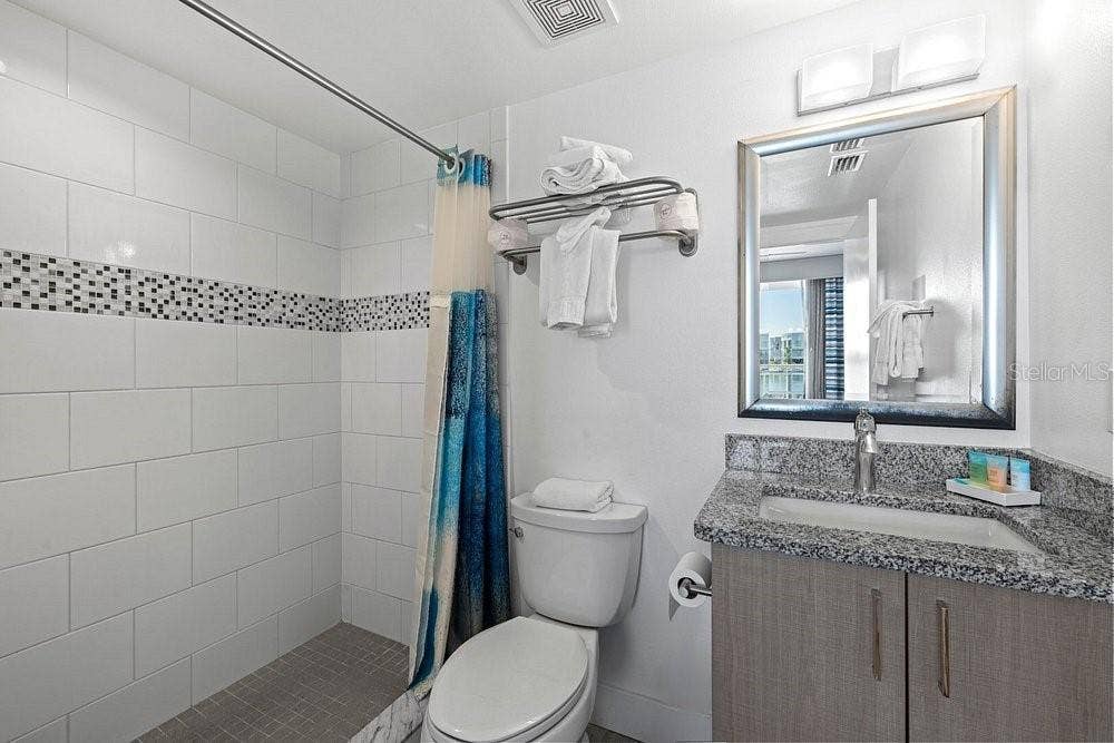 10091 GULF BOULEVARD, #202E, Treasure Island, FL 33706