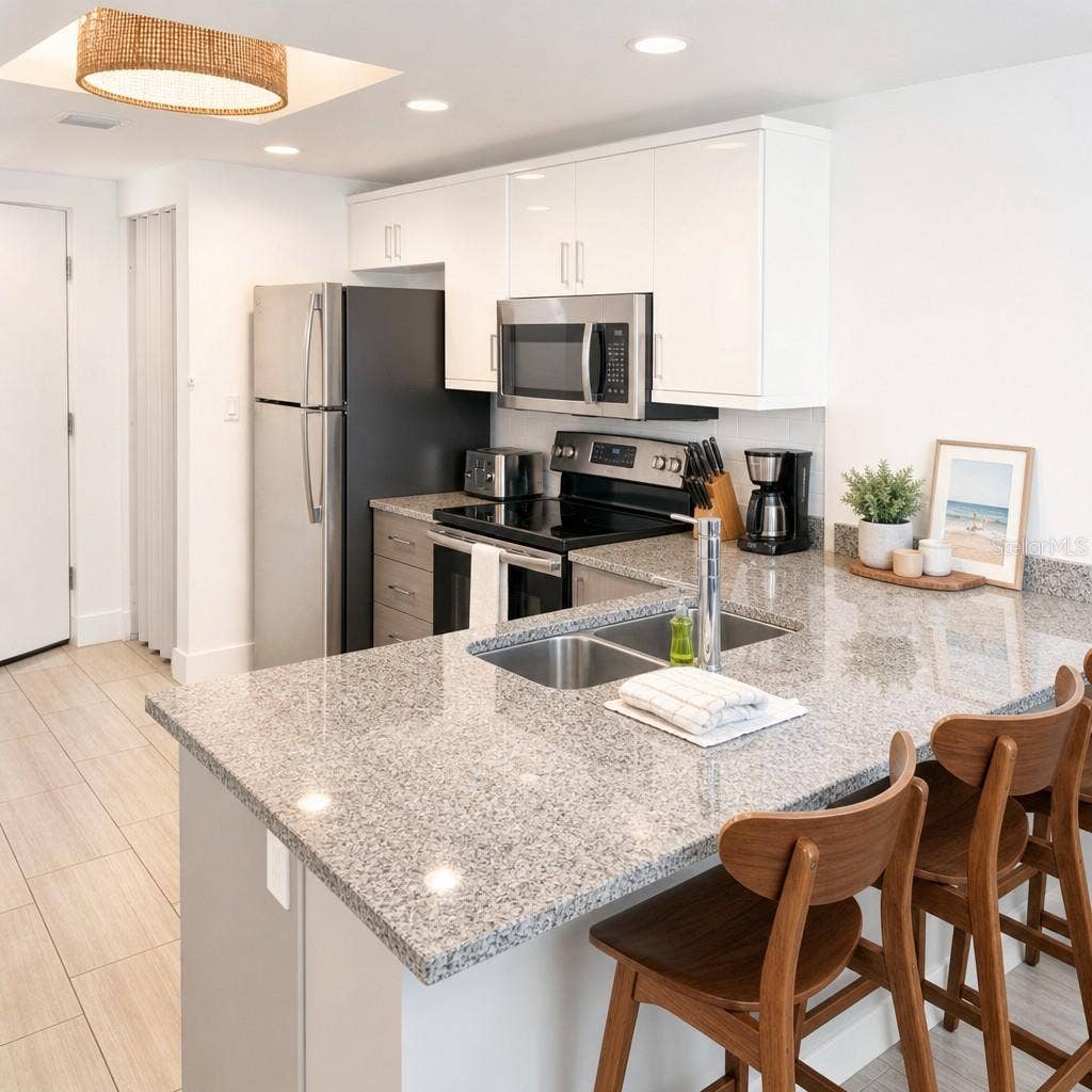 10091 GULF BOULEVARD, #203E, Treasure Island, FL 33706 Fully Equipped kitchen.