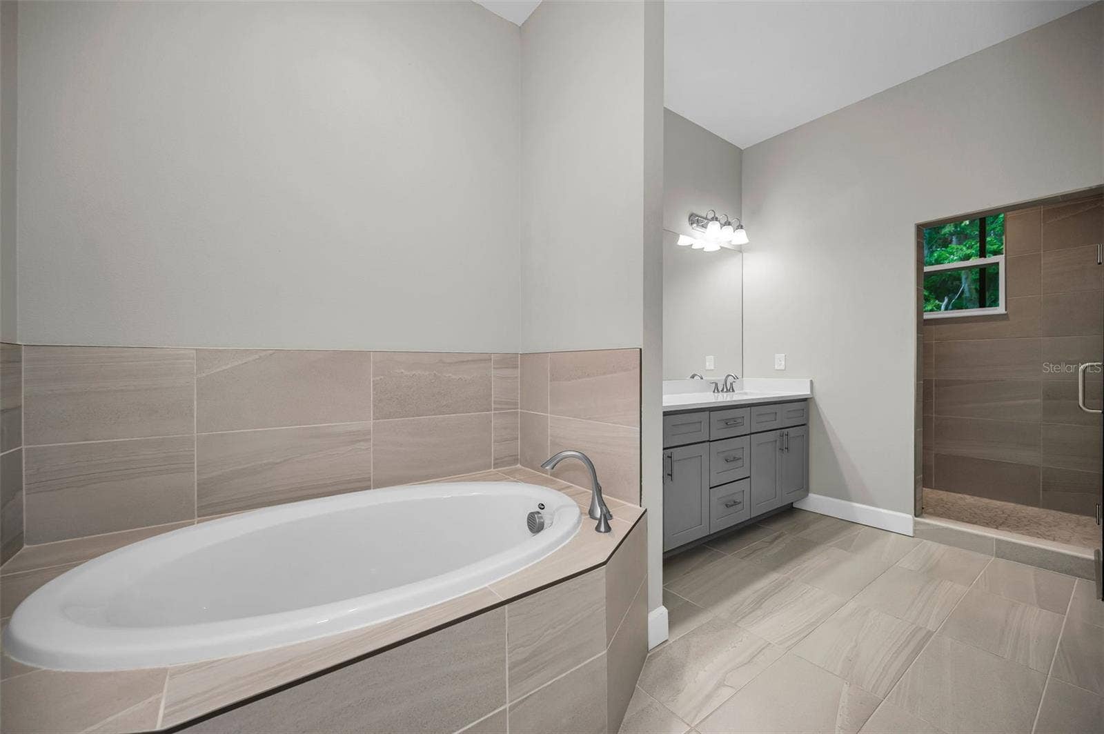 726 GRAND CYPRESS LANE, Tarpon Springs, FL 34689 726 GRAND CYPRESS LANE, Tarpon Springs, FL 34689