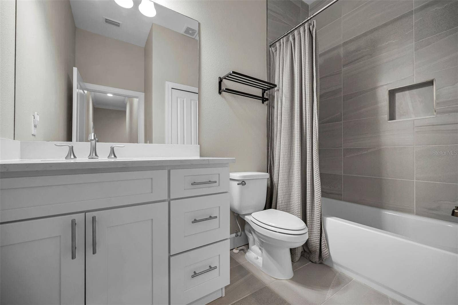 726 GRAND CYPRESS LANE, Tarpon Springs, FL 34689 726 GRAND CYPRESS LANE, Tarpon Springs, FL 34689